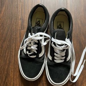 Womens black vans size 8